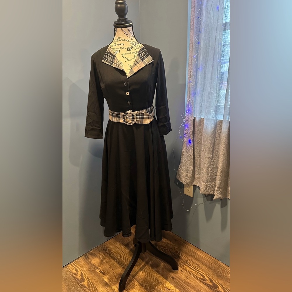 Timeless retro black dress with tan plaid collar and belt